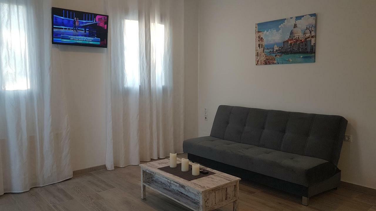 Tanyas Cozy House Villa Kamilari Eksteriør billede